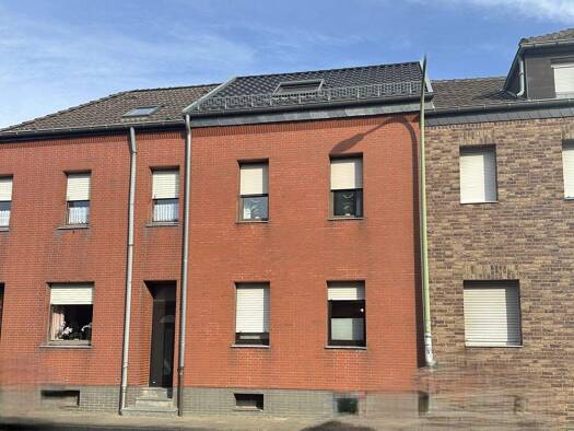 Reihenmittelhaus zum Kauf 229.000 € 6 Zimmer 106 m² 220 m² Grundstück Arnoldsweiler Düren 52353