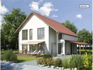 Haus zum Kauf Provisionsfrei Zwangsversteigerung 170.000 € 301 m² 769 m² Grundstück Bleche Drolshagen 57489