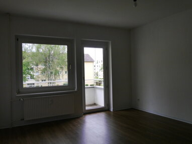 Wohnung zur Miete 551 € 3 Zimmer 61,3 m² 1. Geschoss Karl-Kihn-Str. 7 Großauheim Hanau 63457