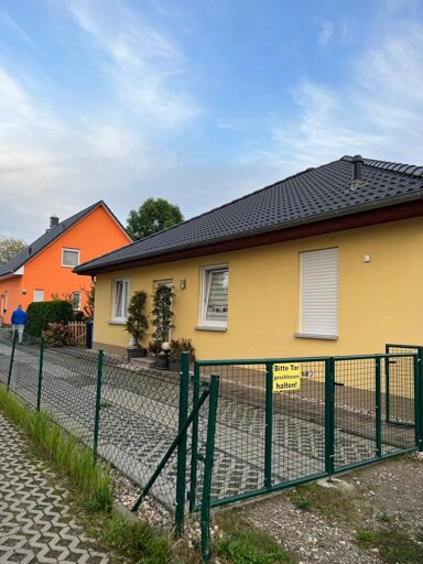 Bungalow zum Kauf 389.000 € 3 Zimmer 93,3 m² 460 m² Grundstück Herzfelde Herzfelde 15378