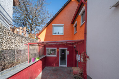 Doppelhaushälfte zum Kauf 279.900 € 6,5 Zimmer 100 m² 170 m² Grundstück Rottweil Rottweil 78628