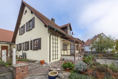 Einfamilienhaus zum Kauf 575.000 € 4 Zimmer 141 m² 585 m² Grundstück frei ab 01.01.2025 Nordendorf Nordendorf 86695