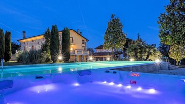 Bauernhaus zum Kauf 850.000 € 16 Zimmer 535 m² 3.500 m² Grundstück Panoramablick Capannori 55012