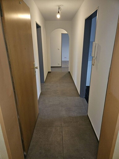 Wohnung zur Miete 850 € 3 Zimmer 75 m² 4. Geschoss Konstanzerstraße 109 Hardtschule 72 Singen am Hohentwiel 78224