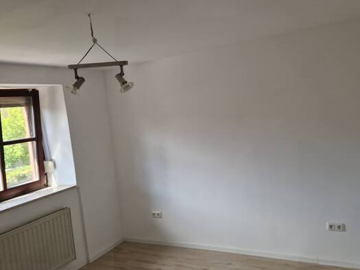 Wohnung zur Miete 400 € 2 Zimmer 40 m² Geschoss EG/3 frei ab sofort Bad Brückenau 97769