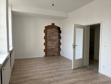 Wohnung zur Miete 297 € 2 Zimmer 54 m² EG frei ab sofort Klaffenbacher Hauptstraße 2 Klaffenbach Chemnitz 09123