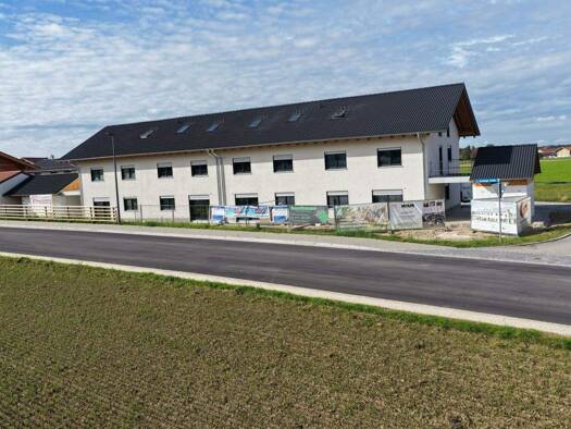 Wohnung zum Kauf provisionsfrei als Kapitalanlage geeignet 419.000 € 5 Zimmer 115 m² Gartenstraße 32 Engelsberg 84549