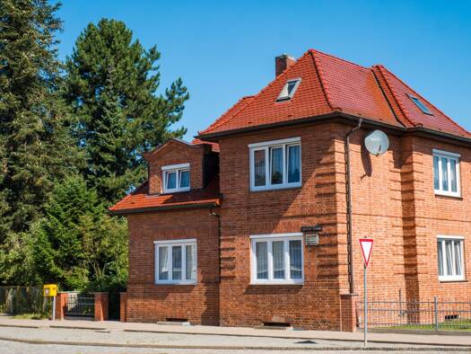 Haus zum Kauf 170.000 € 6 Zimmer 129 m² 318 m² Grundstück Grabow 19300