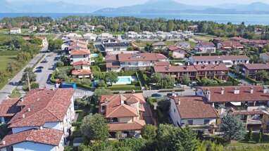 Villa zum Kauf 1.500.000 € 5 Zimmer frei ab sofort via Giovanni Da Verrazzano 31 Sirmione 25019