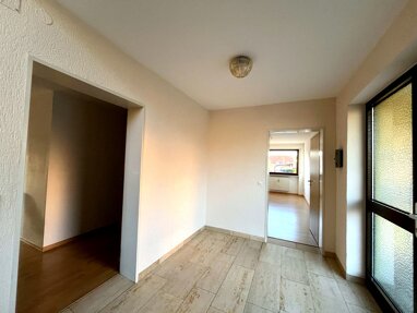 Wohnung zur Miete 730 € 5 Zimmer 106 m² 1. Geschoss Nüdlinger Str. 25 Haard Nüdlingen 97720