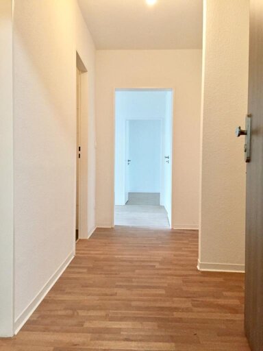 Wohnung zur Miete 931 € 3 Zimmer 81 m² 4. Geschoss Potsdamer Straße 34 Hassels Düsseldorf 40599