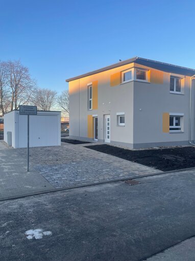 Doppelhaushälfte zum Kauf Provisionsfrei 291.800 € 4 Zimmer 100 m² 371 m² Grundstück Scadoer Straße 4a Wohnkomplex VIII Hoyerswerda 02977