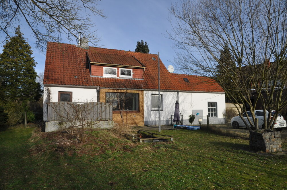 Einfamilienhaus zum Kauf 180.000 € 4,5 Zimmer 118 m²<br/>Wohnfläche 797 m²<br/>Grundstück Soltau Soltau 29614