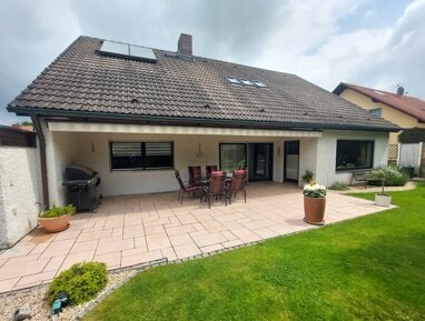 Einfamilienhaus zum Kauf 679.000 € 6 Zimmer 199 m² 520 m² Grundstück Roßtal Roßtal 90574
