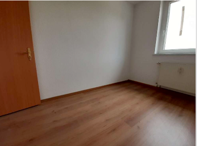 Wohnung zur Miete 275 € 2,5 Zimmer 50,7 m² 2. Geschoss Draschwitzer Hauptstraße 60 Draschwitz Elsteraue 06729