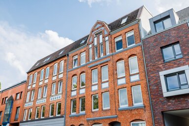 Mehrfamilienhaus zum Kauf provisionsfrei als Kapitalanlage geeignet 1.535.000 € 522 m² 323 m² Grundstück Hassee Bezirk 4 Kiel 24113