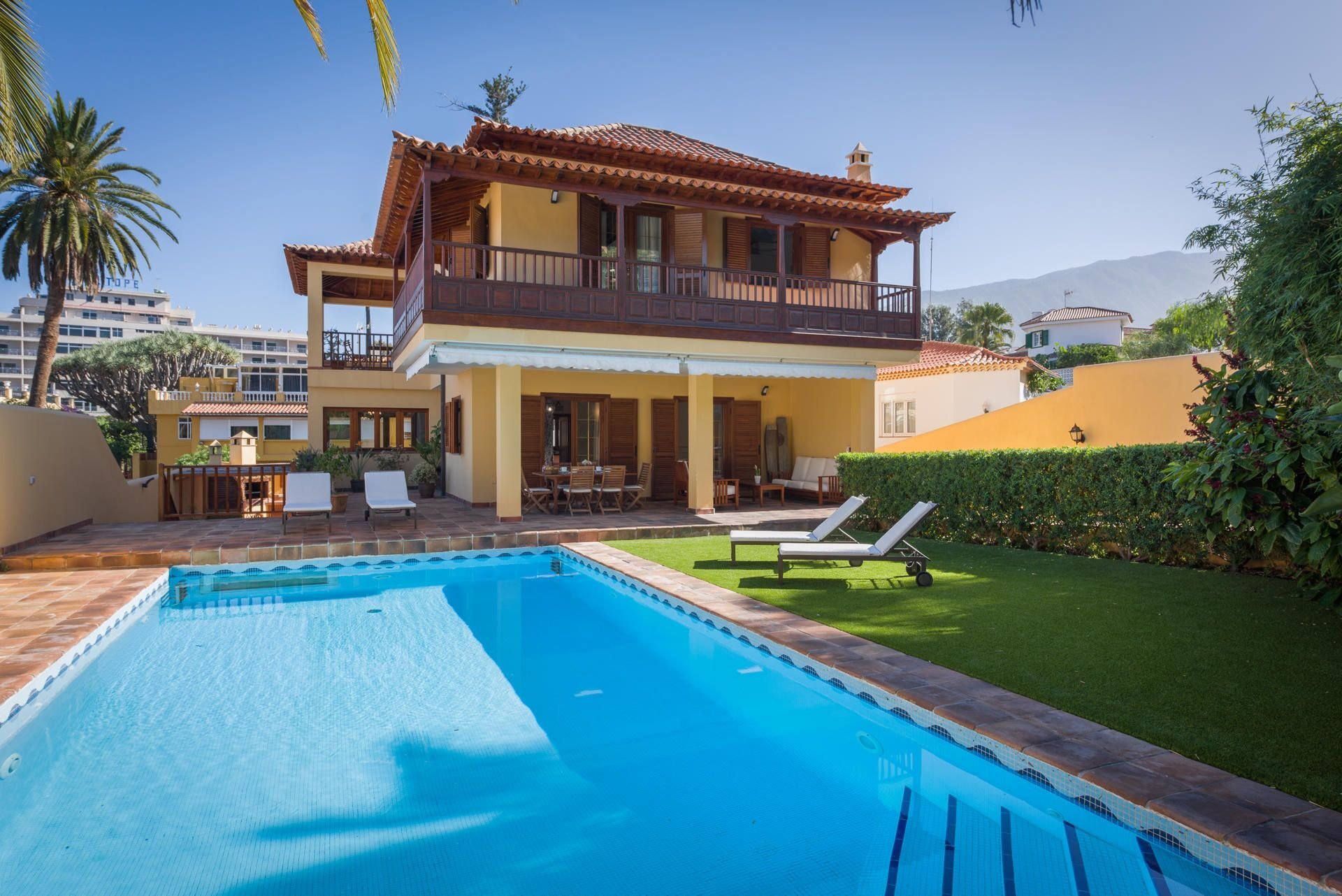 Einfamilienhaus zum Kauf 2.500.000 € 7 Zimmer 301,6 m² 570,5 m² Grundstück Puerto de la Cruz 38400