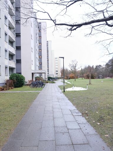 Wohnung zur Miete 1.845 € 5 Zimmer 105,5 m² 3. Geschoss frei ab 16.01.2025 Bussardstraße 28 Unterhaching 82008