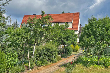 Doppelhaushälfte zum Kauf 340.000 € 6 Zimmer 105 m² 1.200 m² Grundstück Radebeul 01445