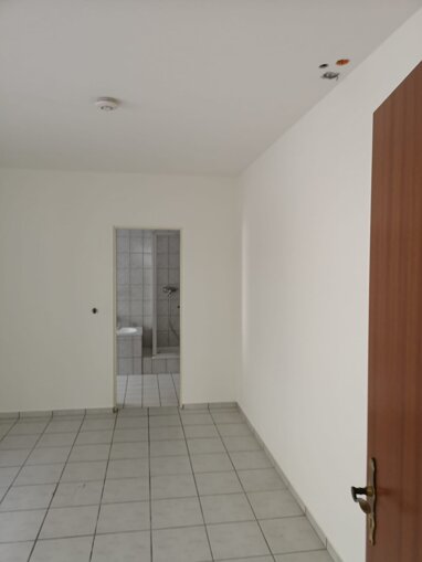 Wohnung zur Miete 560 € 2 Zimmer 80 m² Erdgeschoss Neue-Linner Str. 34 Schinkenplatz Krefeld 47799