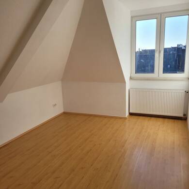 Wohnung zur Miete 600 € 3 Zimmer 83,5 m² Hamme Bochum 44809