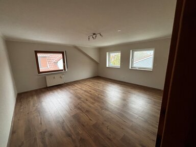 Wohnung zur Miete 500 € 2 Zimmer 88 m² 2. Geschoss Hattorf am Harz 37197