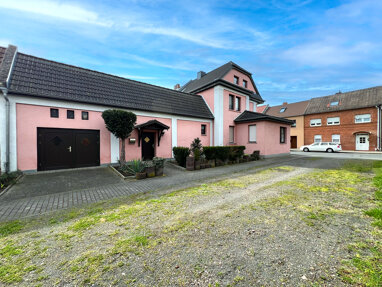 Reihenendhaus zum Kauf 169.000 € 8 Zimmer 178 m² 247 m² Grundstück Wall 28 Jeßnitz Raguhn-Jeßnitz/ Jeßnitz 06800