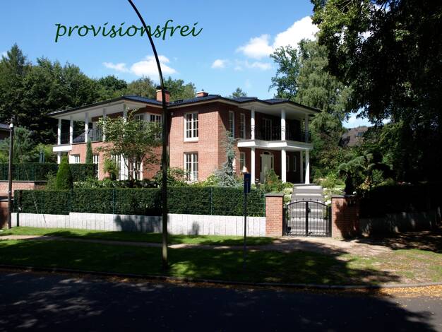 Villa zum Kauf provisionsfrei 2.655.000 € 8 Zimmer 341 m² 1.100 m² Grundstück Diestelstraße 16 b Wohldorf-Ohlstedt Hamburg 22397