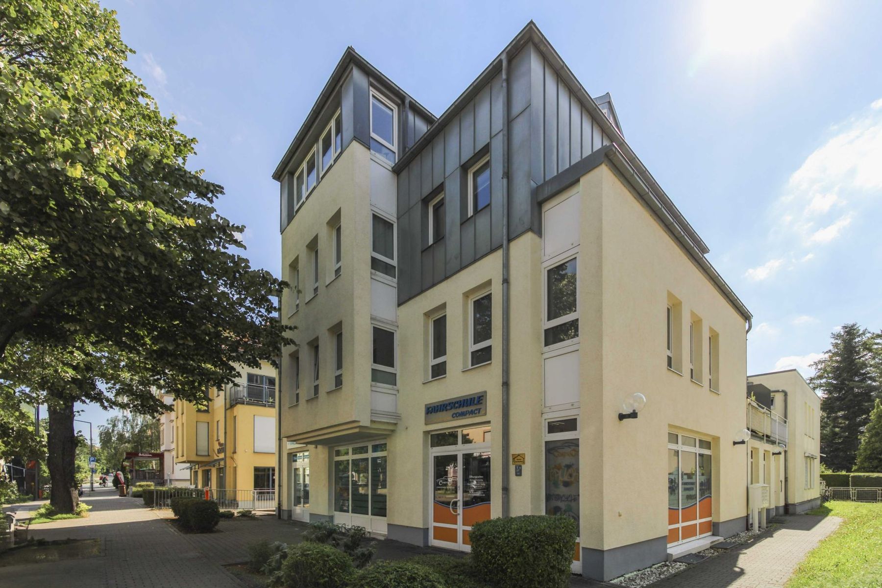 Wohnung zum Kauf 99.000 € 1 Zimmer 42,7 m²<br/>Wohnfläche 2. Stock<br/>Geschoss Leubnitz (Wieckestr.) Dresden 01219