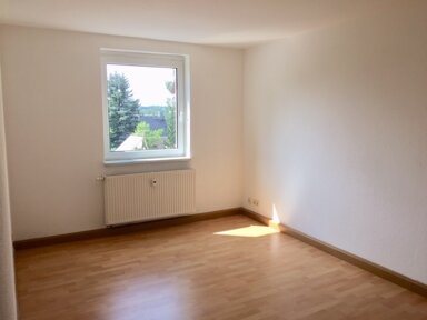 Wohnung zur Miete 250 € 2 Zimmer 54 m² frei ab sofort Waldheim Waldheim 04736