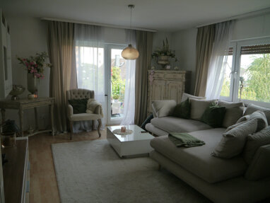 Wohnung zur Miete 850 € 3 Zimmer 84 m² frei ab 01.10.2024 Bergstr. Steinheim Hanau 63456