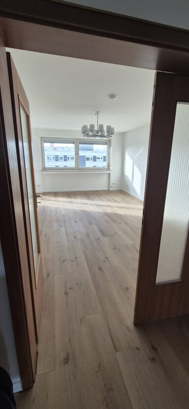 Wohnung zur Miete 1.650 € 3 Zimmer 100 m² 5. Geschoss frei ab sofort Ignystr. 2 Weiden Köln 50858