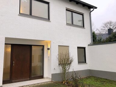 Reihenendhaus zur Miete 2.500 € 5 Zimmer 160 m² 277 m² Grundstück frei ab 01.02.2025 Hattersheim Hattersheim 65795