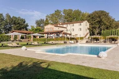Villa zum Kauf 30 Zimmer 2.100 m² 55.000 m² Grundstück Pieve a Nievole 51018