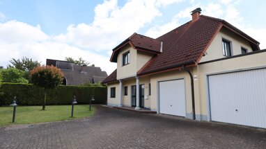 Einfamilienhaus zur Miete 4.200 € 7 Zimmer 230 m² 720 m² Grundstück frei ab 01.08.2024 Wittlaer Düsseldorf / Wittlaer 40489