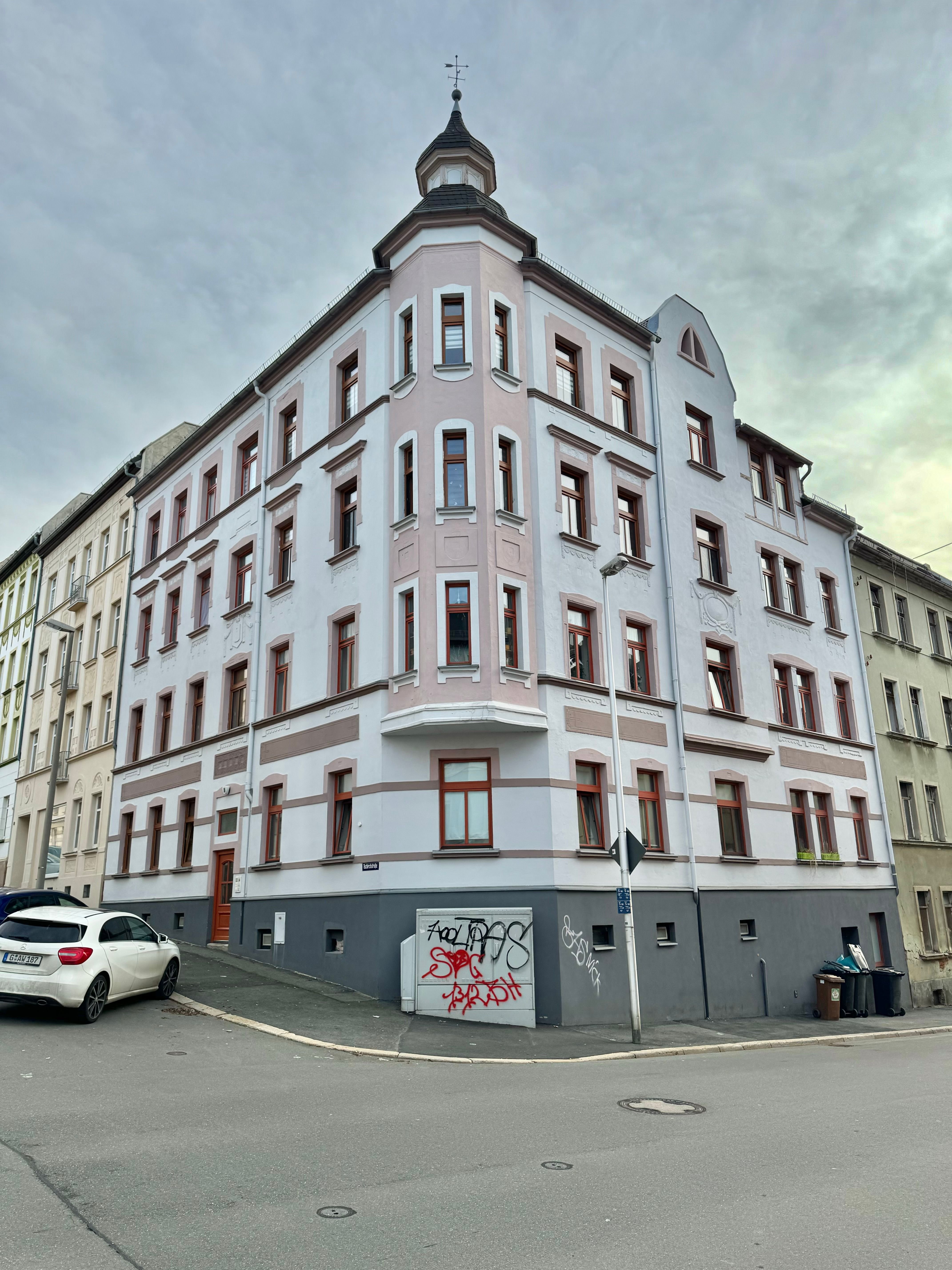 Wohnung zum Kauf 110.000 € 4 Zimmer 112 m²<br/>Wohnfläche 1.<br/>Geschoss Tschirchstr.16 Pforten Gera 07551