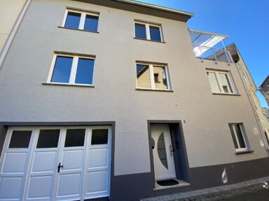 Einfamilienhaus zur Miete 715 € 4 Zimmer 120 m² 52 m² Grundstück frei ab 01.12.2024 Blanscheidstraße Klotten 56818