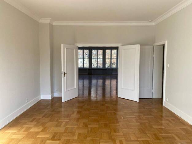 Wohnung zur Miete 2.950 € 5 Zimmer 165 m² 1. Geschoss frei ab 01.02.2026 Eschenbachstraße 35 Sachsenhausen Frankfurt am Main 60596