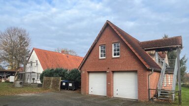 Mehrfamilienhaus zum Kauf 369.000 € 10 Zimmer 303 m² 4.251 m² Grundstück frei ab 01.02.2025 Fulde Walsrode 29664