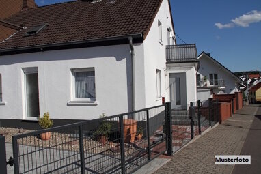 Einfamilienhaus zum Kauf 135.000 € 1 Zimmer 90 m² 81 m² Grundstück Cleversulzbach Neuenstadt 74196