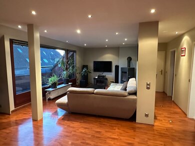 Studio zum Kauf 249.000 € 2,5 Zimmer 71 m² 3. Geschoss Elmshorn 25335