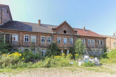 Mehrfamilienhaus zum Kauf 200.000 € 8 Zimmer 640,1 m² 2.300,1 m² Grundstück Gauernitz Klipphausen 01665