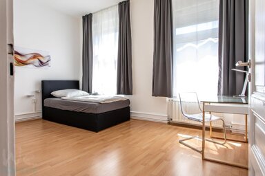 WG-Zimmer zur Miete Wohnen auf Zeit 600 € 15 m² 3. Geschoss frei ab 31.01.2025 Offenbacher Landstraße 00 Oberrad Frankfurt am Main 60599