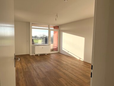 Wohnung zur Miete 754 € 2 Zimmer 60,5 m² 2. Geschoss frei ab 15.03.2025 Saarlandhof 38 Elmshorn 25335