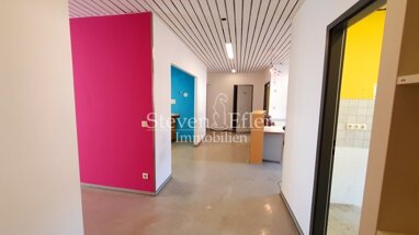 Bürofläche zur Miete 9 € 215 m² Bürofläche Galgenhof Nürnberg 90459