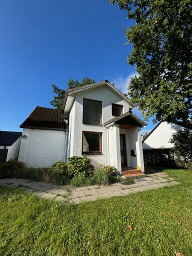 Einfamilienhaus zum Kauf 395.000 € 5,5 Zimmer 139 m² 648 m² Grundstück frei ab sofort Henstedt-Ulzburg 24558