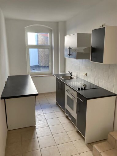 Wohnung zur Miete 300 € 2 Zimmer 54 m² 1. Geschoss Äußere Schneeberger Straße 14 Mitte - Süd 141 Zwickau 08056