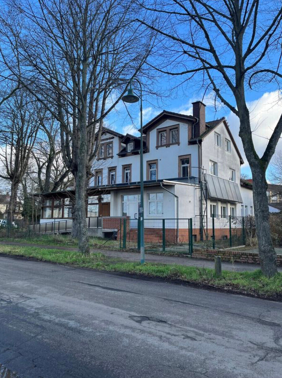 Mehrfamilienhaus zum Kauf 1.830.000 € 23 Zimmer 1.062 m²<br/>Grundstück Kranichstein - Nord Darmstadt / Kranichstein 64289
