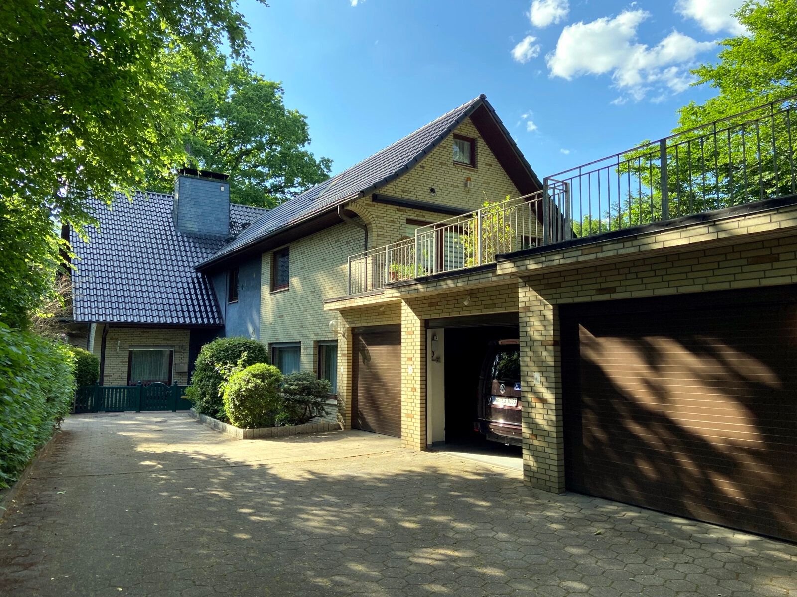 Einfamilienhaus zum Kauf 1.150.000 € 8 Zimmer 291 m²<br/>Wohnfläche 925 m²<br/>Grundstück Rissen Hamburg 22559