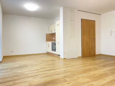 Wohnung zur Miete 450 € 1 Zimmer 28,1 m² Weidenberg Weidenberg 95466